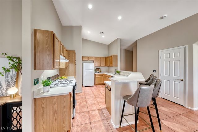 6255 DAN BLOCKER Avenue 101, Henderson, NV 89011