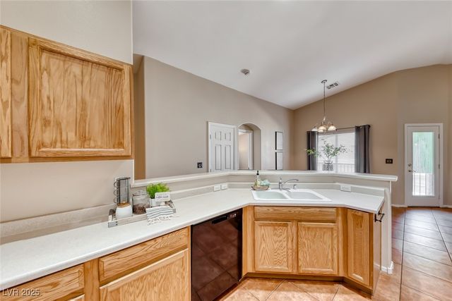 6255 DAN BLOCKER Avenue 101, Henderson, NV 89011