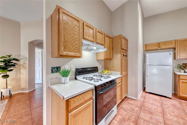 6255 DAN BLOCKER Avenue 101, Henderson, NV 89011