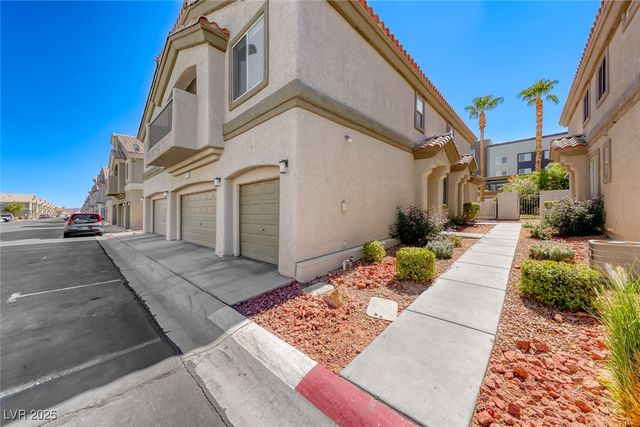 6255 DAN BLOCKER Avenue 101, Henderson, NV 89011