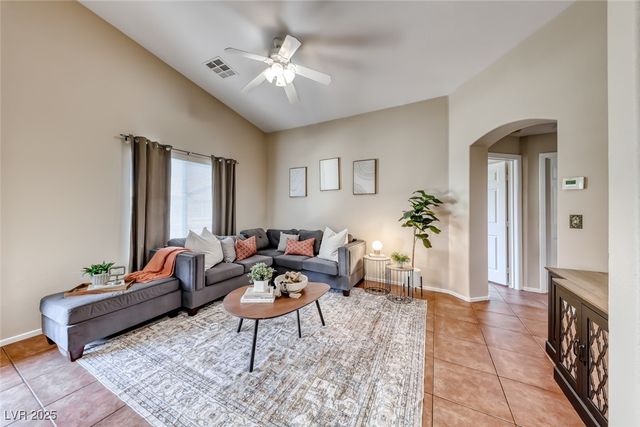 6255 DAN BLOCKER Avenue 101, Henderson, NV 89011