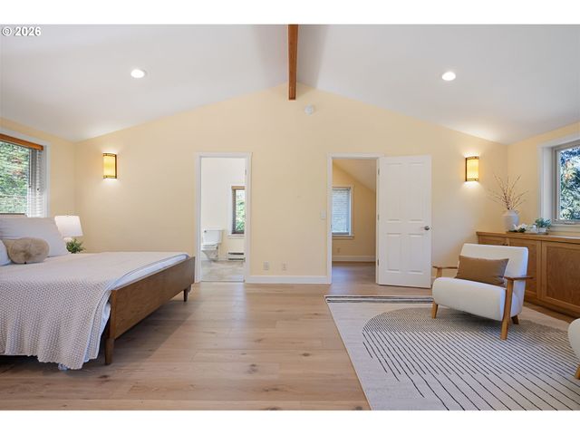 2089 GRAHAM Dr, Eugene, OR 97405