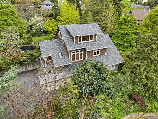 2089 GRAHAM Dr, Eugene, OR 97405