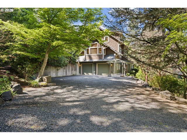 2089 GRAHAM Dr, Eugene, OR 97405