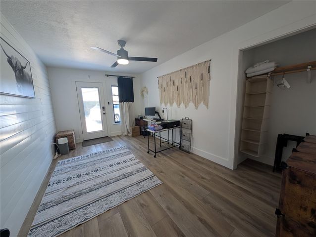 306 Deer Creek CIR, Dripping Springs, TX 78620