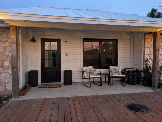 306 Deer Creek CIR, Dripping Springs, TX 78620