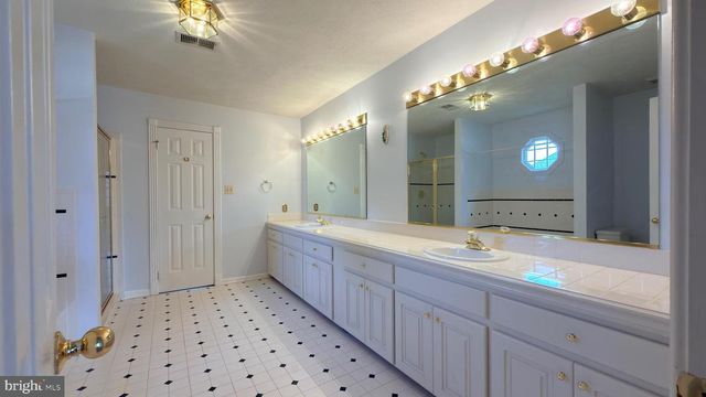 21004 STARFLOWER WAY, Ashburn, VA 20147