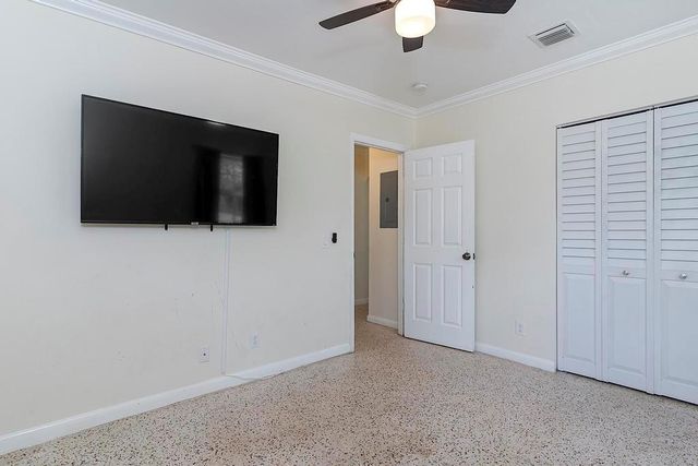 802 N J Street, Lake Worth Beach, FL 33460