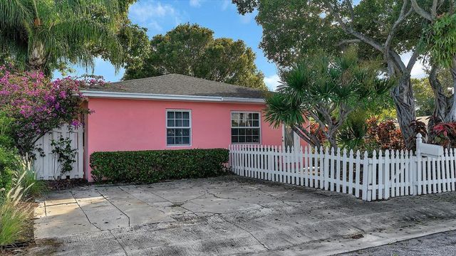 802 N J Street, Lake Worth Beach, FL 33460