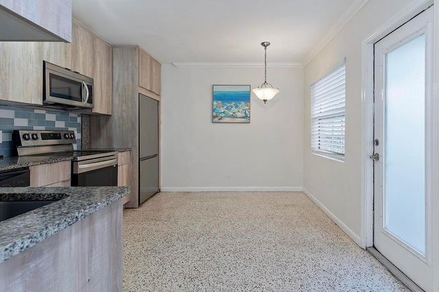 802 N J Street, Lake Worth Beach, FL 33460