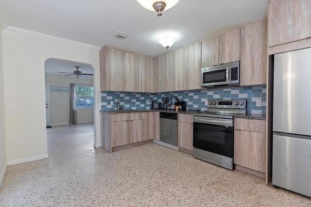 802 N J Street, Lake Worth Beach, FL 33460