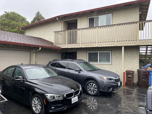 1517 Broadway, Santa Cruz, CA 95062