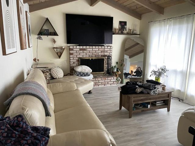 1517 Broadway, Santa Cruz, CA 95062