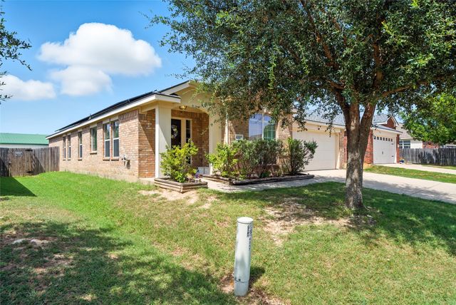 6337 Stone Lake Drive, Fort Worth, TX 76179