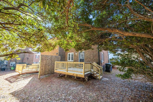 405 Thyme Place, Raleigh, NC 27609