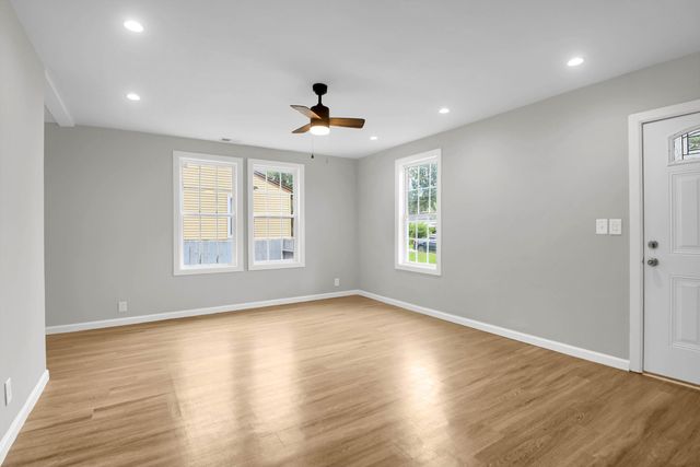 2662 Hull Street Street, North Charleston, SC 29405