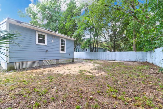 2662 Hull Street Street, North Charleston, SC 29405