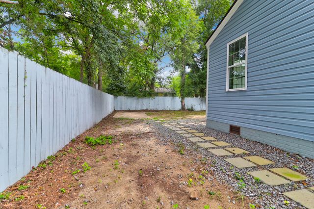 2662 Hull Street Street, North Charleston, SC 29405