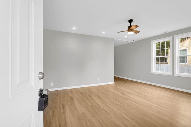 2662 Hull Street Street, North Charleston, SC 29405