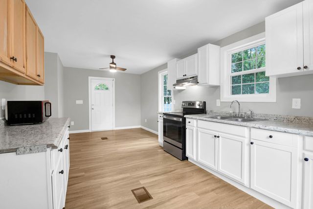 2662 Hull Street Street, North Charleston, SC 29405