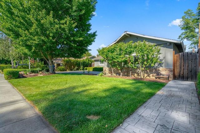 28 N Peter Drive, Campbell, CA 95008