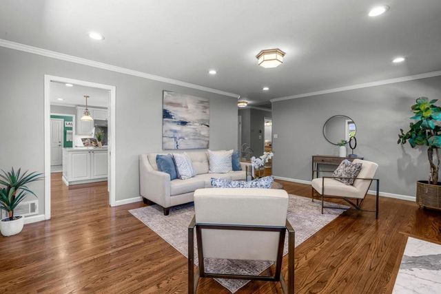 28 N Peter Drive, Campbell, CA 95008