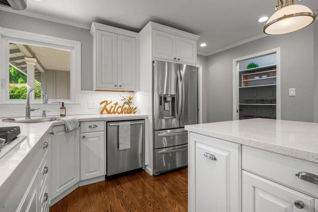 28 N Peter Drive, Campbell, CA 95008
