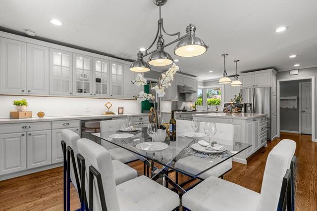 28 N Peter Drive, Campbell, CA 95008