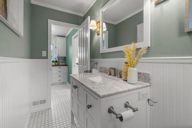 28 N Peter Drive, Campbell, CA 95008