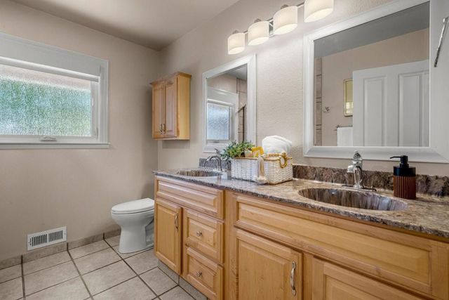 28 N Peter Drive, Campbell, CA 95008