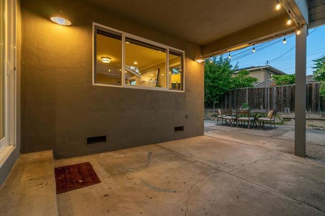 28 N Peter Drive, Campbell, CA 95008
