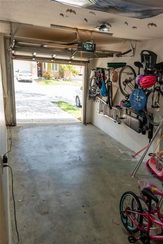 1102 SW 158th Avenue, Pembroke Pines, FL 33027