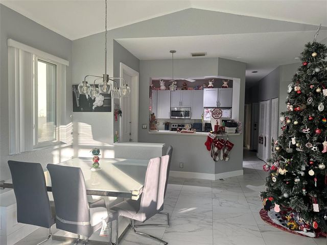 1102 SW 158th Avenue, Pembroke Pines, FL 33027