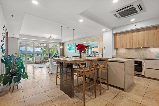 2-305 PLANTATION VILLAGE, Dorado, PR 00646