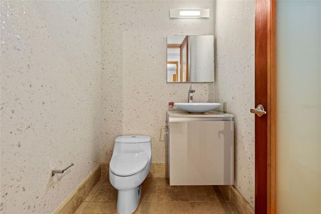 2-305 PLANTATION VILLAGE, Dorado, PR 00646