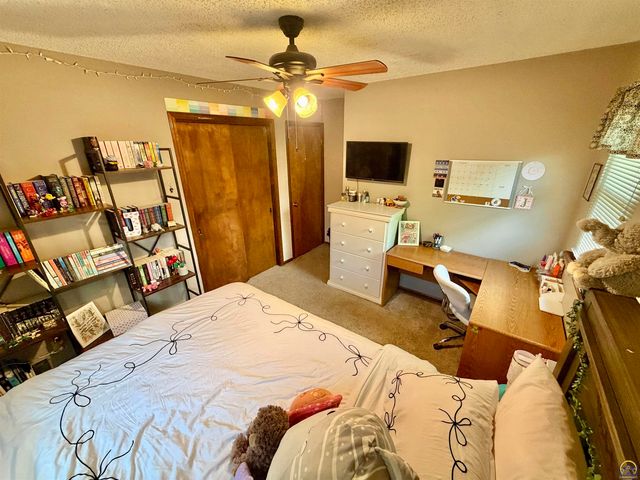 3125 SE Eveningtide WAY, Topeka, KS 66605