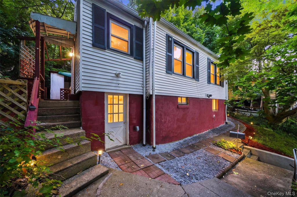 669 N Division Street, Peekskill, NY 10566 — exterior