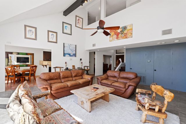 3405 Bee Creek RD, Spicewood, TX 78669