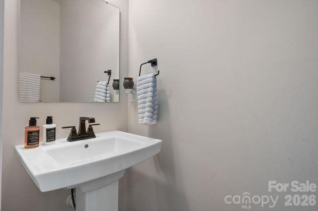 910 Prince Garrett Way, Denver, NC 28037