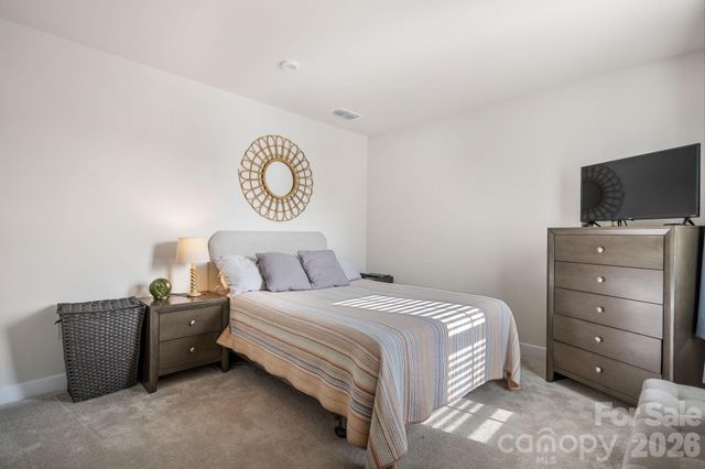 910 Prince Garrett Way, Denver, NC 28037