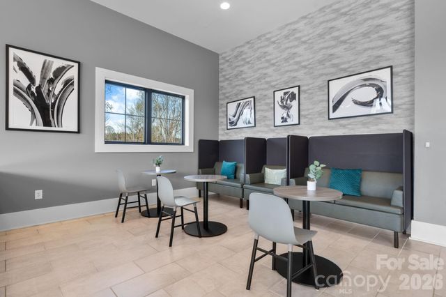 910 Prince Garrett Way, Denver, NC 28037