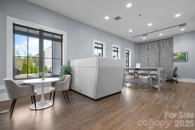 910 Prince Garrett Way, Denver, NC 28037