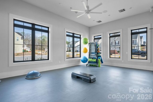 910 Prince Garrett Way, Denver, NC 28037