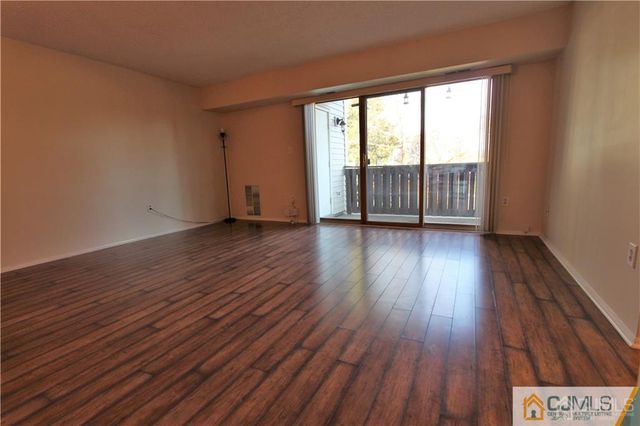 2315 Aspen Drive, Plainsboro, NJ 08536