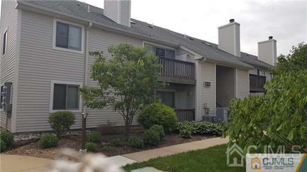 2315 Aspen Drive, Plainsboro, NJ 08536