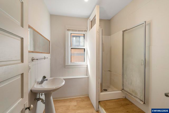 1903 SE 12th Av, Portland, OR 97214