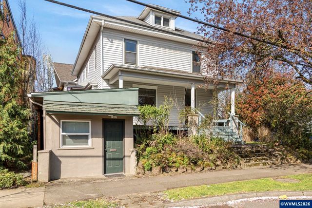 1903 SE 12th Av, Portland, OR 97214