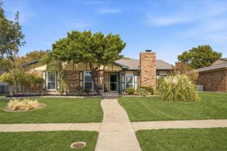 2203 Belton Drive, Carrollton, TX 75007