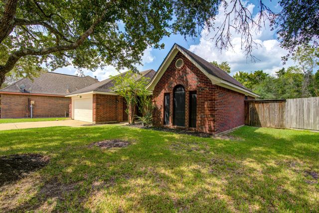 1145 Westglen Drive, Alvin, TX 77511