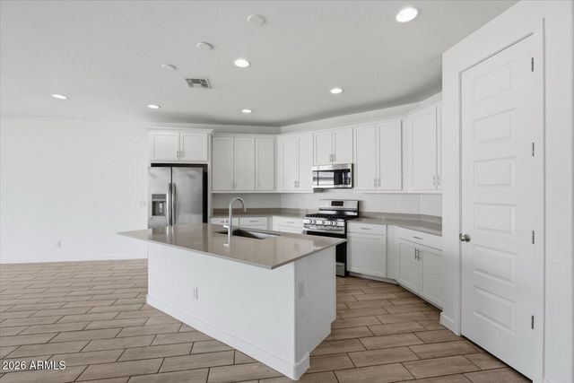 2542 W PECAN Road, Phoenix, AZ 85041